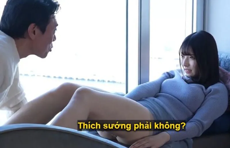 Buổi hẹn hò giữa ông bác và cô minh tinh trẻ tuổi mới debut tại nhà nghỉ sang trọng